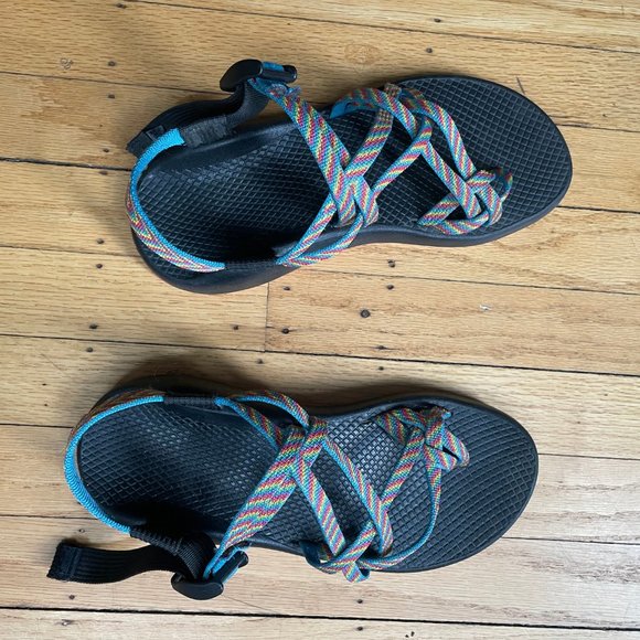 Chacos sandals - Rainbow - Size 9 - Picture 2 of 2